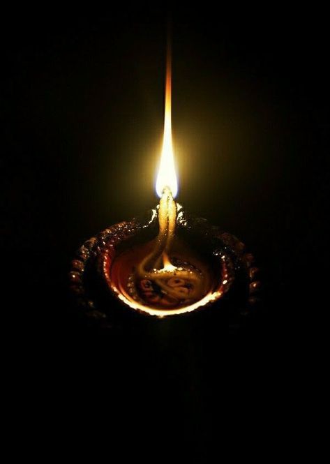 Indian Dipak Dipak Diwali, Good Night Angel, माता रानी, Sew Pillows, Mata Vaishno Devi, Light And Shadow Photography, Diwali Wallpaper, Brain Teasers With Answers, Diwali Photography