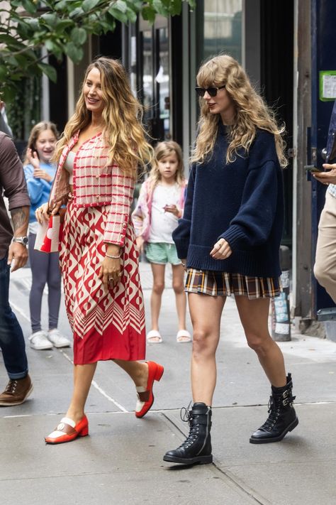 blake lively and taylor swift Ryan Reynolds Daughter, Blake Lively Outfits, Blake Lively Ryan Reynolds, Party In New York, Daphne Groeneveld, Blake Lively Style, Daughter's Birthday, Taylor Swift Web, Silk Midi Skirt