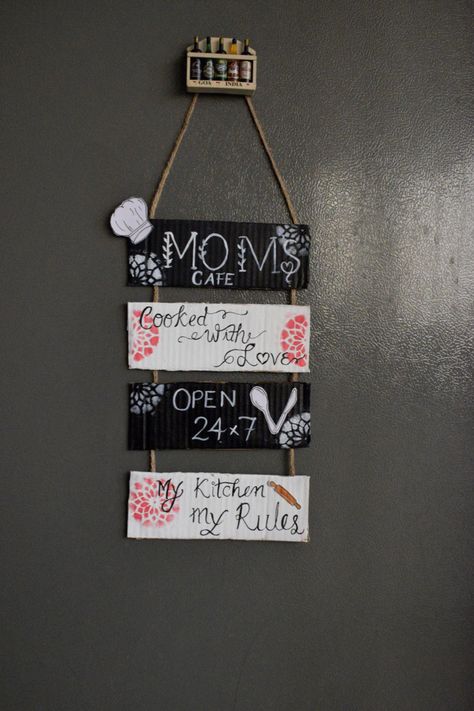 Handmade Mothers Day Gift Ideas, Wall Hanging On Mother's Day, Handmade Mothers Day Gift, Diy Mothers Day Decorations, Mother's Day Handmade Gift Idea, Gift Ideas For Mom Birthday Diy, Easy Mother's Day Gifts, Mothers Day Crafts Ideas Handmade Gifts, Sister Birthday Gift Ideas Diy