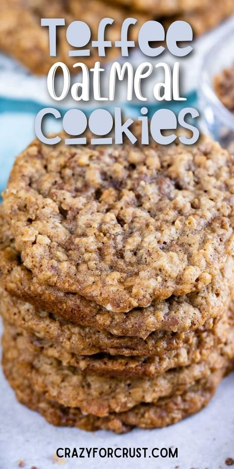 Toffee Pecan Cookies, Oatmeal Toffee Cookies, Heath Cookies, Heath Bar Cookies, Mmm Cookies, Toffee Cookie Recipe, Toffee Cookies, Chewy Cookies, Oatmeal Cookies Chewy