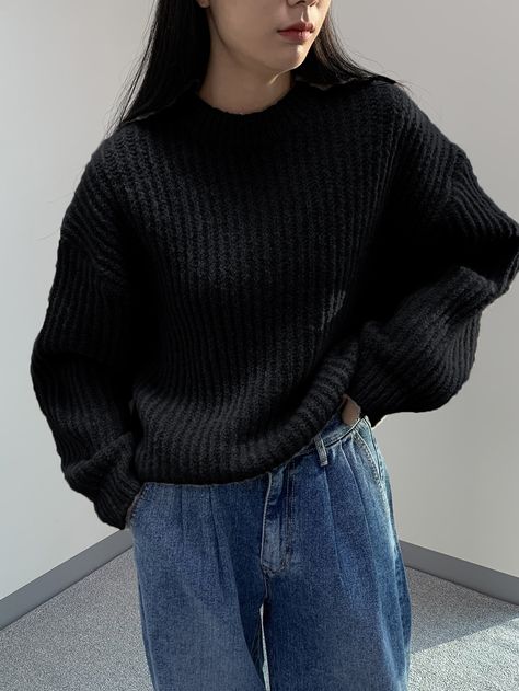 Black Knitwear Outfit, Black Sweater Outfit, Black Knitwear, Winter Sweater Outfits, Sweater Outfits Fall, Knitwear Outfit, Drop Shoulder Sweater, Korean Casual Outfits, Outfit Mujer