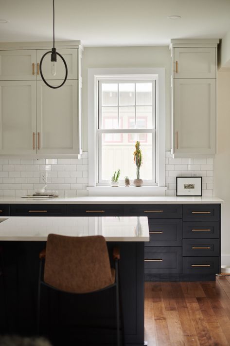 Interior Finishes Gallery | Hendrick Farm Dark Lower Cabinets Light Upper, Dark Lower Cabinets, Black Kitchen Ideas, Lower Cabinets, Interior Finishes, Dark Cabinets, Kitchen Diy, Black Kitchen, Cabinets Kitchen