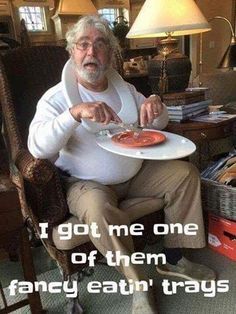 Funny Man Pictures, Senior Humor, Funny Old People, Funny Cartoons Jokes, Picture Jokes, Funny Cartoon Quotes, Funny Jokes For Adults, Retro Humor, Sarcastic Quotes Funny