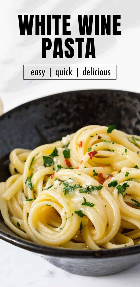 Only 15 minutes and a few minimal ingredients stand between you and a bowl full of luscious white wine pasta that is fresh, flavorful, and versatile.   #easydinnerrecipes #pastarecipes #quickandeasydinnerrecipes #cheapdinnersforafamily White Wine Pasta Recipes, Pasta With Wine, White Wine Pasta, Wine Pasta Sauce, Pasta With Lemon Sauce, White Wine Pasta Sauce, White Pasta Sauce Recipe, Fresh Pasta Sauce, White Wine Recipes