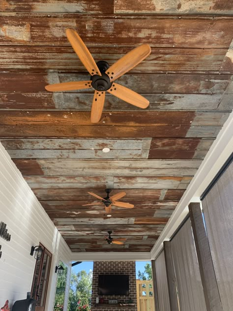 Tin Ceiling Lighting Ideas, Tin Roof Back Porch, Repurposed Tin Ceiling Tiles, Old Tin On Ceiling, Tin Decorating Ideas Farmhouse, Old Tin Under Porch Roof, Tin Roof Bedroom, Rustic Metal Ceiling Ideas, Rustic Metal Ceiling