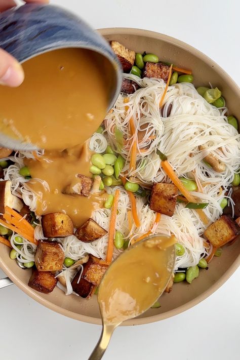 Vermicelli Sauce Recipe, Vermicelli Noodle Soup, Vermecilli Noodles Easy Recipes, Bean Vermicelli Recipes, Vercimilli Noodles Recipes, Rice Vermicelli Noodles Recipes, Vermicelli Recipes Indian, Vermicelli Recipes Easy, Vermicelli Noodles Recipes