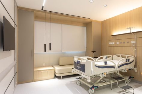 Photo: 17600 Davis Furniture, Healthcare Architecture, Nuclear Medicine, Hospital Interior, Human Centered Design, Modular Lounges, Hospital Interior Design, Wall Seating, Single Room