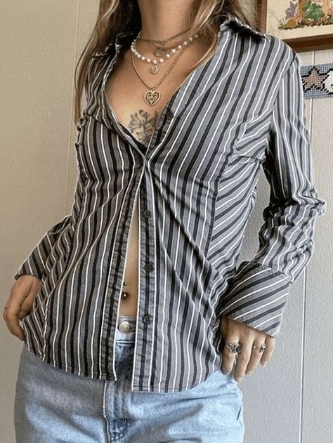 2023 Buy Striped Long Sleeve Button Blouse under US$23 in Tops&Tees Online Store. Free Shipping with US$69+. Check reviews and buy it today. Style: Casual/Street/Vintage Color: Gray Fabric Content: Polyester Blend Fit Type: Regular fit Neckline: Turndown Collar Sleeve Length: Long Sleeve #90s #90sfashion #vintage #vintagestyle #backtoschool #backtoschooloutfits #firstdayofschooloutfit #streetstyle #outfits #ootd #trendyoutfits #fashionista #casualoutfits #longsleeve 90s Inspired Fashion, Outfits Con Camisa, Tshirts Women, Classic Gray, Button Blouse, Vintage Color, Gray Fabric, 90s Inspired, Turndown Collar