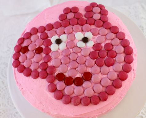 15 Simple Kids Birthday Cakes You Can Make At Home Stay At Home Mum Bolo Da Peppa Pig, Peppa Pig Cupcakes, Pig Cupcakes, M&m Cake, Simple Cakes, Pig Birthday Cakes, Peppa Pig Cake, Peppa Pig Birthday Party, Pepa Pig