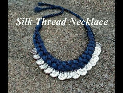 Kodi Necklace, Thread Necklace Diy, Fabric Necklace Diy, Jewellery Hacks, Diy Earrings Materials, Junk Jewellery, Silk Thread Necklace, Crochet Necklace Pattern, Thread Bangles Design