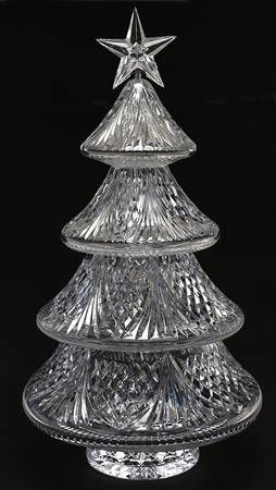 Waterford Crystal Display Ideas, Crystal Display Ideas, Crystal Christmas Tree, Crystal Christmas, Crystal Display, Waterford Crystal, Tableware Accessories, China Dinnerware, Luxury Gifts