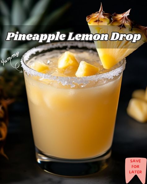 Pineapple Vodka, Pineapple Benefits, Lemon Cocktail, Citrus Cocktails, Lemon Drop Martini, Light Appetizers, Homemade Cocktails, Tropical Twist, Drinks Alcohol