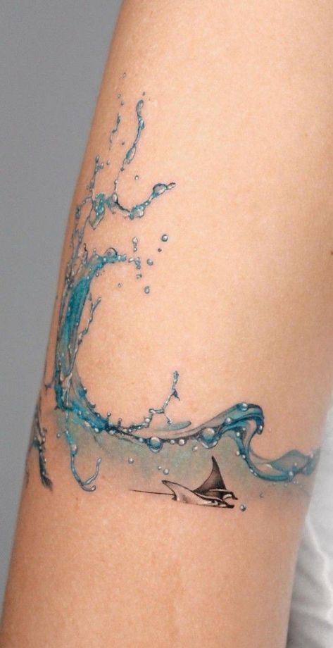 Sleeve Filler Tattoos For Women, Ocean Tattoo Sleeve For Women Black, Water Filler Tattoo, Nortical Tattoo, Ocean Water Tattoo, Top Of Back Tattoo Women, Sea Otter Tattoo, Traveler Tattoos, Sea Tattoos