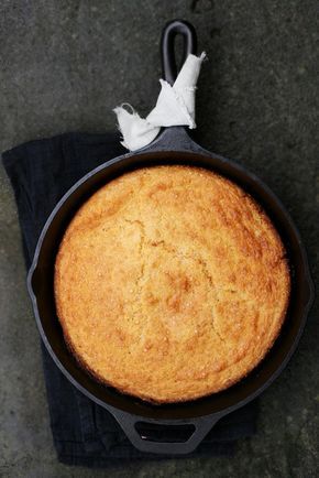 Brown Butter Skillet Cornbread Ina Garten, Ina Garten Brown Butter Skillet Cornbread, Ina Garten Brown Butter Cornbread, Ina Garten Cornbread, Cornbread Recipe Pioneer Woman, Skillet Cornbread Recipe, Best Cornbread Recipe, Bread Bites, The Pioneer Woman Cooks