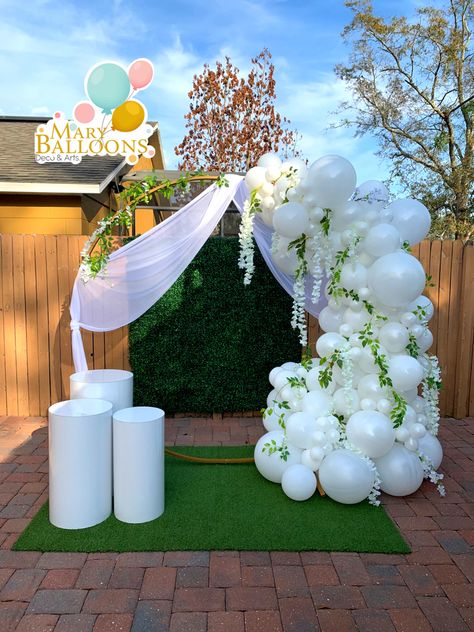 Photobooth Balloon Backdrop, Ballon Decoration Ideas Creative, Round Backdrop Ideas, Wedding Balloons Decorations, Birthday Ballon Decorations, 25th Anniversary Decor, Wedding Columns, Deco Ballon, Happy Birthday Decor