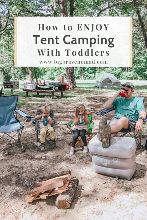 Camping Hacks With Kids, Zelt Camping, Camping With Toddlers, First Time Camping, Camping Photography, Festival Camping, Country Bathroom, Family Camping Trip, Us Travel Destinations