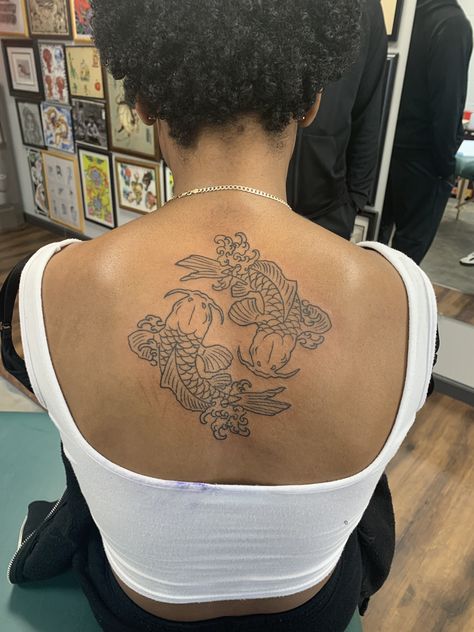 Classic Tattoo RVA Koi Fish #rvatattoo #koifish #koitattoo #tattoo Koi Fish Back Tattoos, Koi Fish Tattoo Women, Back Koi Fish Tattoo, Koi Fish Tattoo Black Women, Cool Fish Tattoo, Koi Fish Thigh Tattoo, Koi Fish Tattoo Back, Fish Tattoo Women, Koi Fish Spine Tattoo