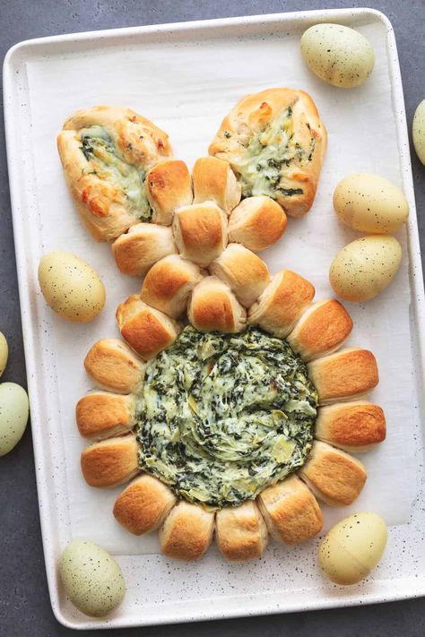 Easter Crescent Roll, Bunny Spinach Dip Tray, Easter Appetizers Spinach Dip, Easter Bunny Spinach Dip Bowl, Easter Spinach Artichoke Dip, Spinach Finger Food, Spinach Dip Charcuterie Board Ideas, Easter Bunny Bread Bowl Spinach Dip, Easter Food Spread