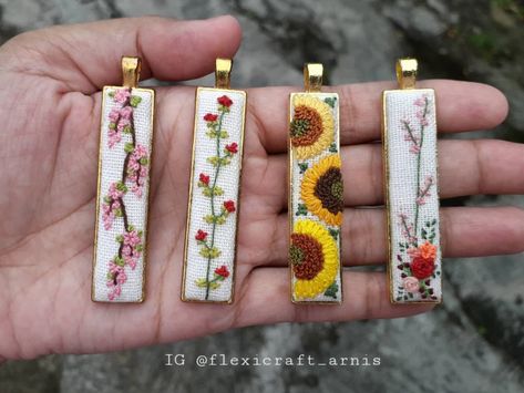 Rectangle Small Embroidered Necklace Hand Embroidery - Etsy Hand Embroidered Jewelry, Lavender Necklace, Terracotta Jewellery Designs, Embroidered Necklace, Embroidery Works, Embroidery Jewelry, Diy Hair Accessories, Floral Vintage, Accessories Diy