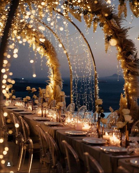 Sunset Beach Weddings, Dream Wedding Reception, Personaje Fantasy, Dream Beach Wedding, Ginger Ray, Ocean Wedding, Dream Wedding Decorations, Dream Wedding Venues, Wedding Venues Beach