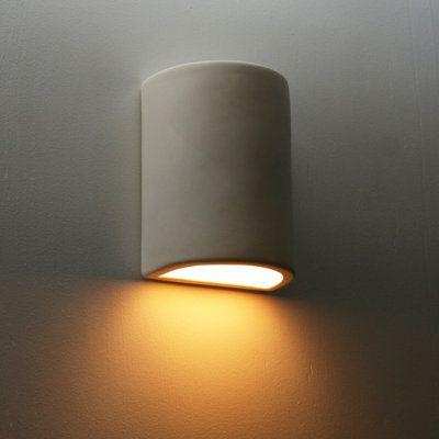 Hand crafted in the USA, this contemporary wall light will add elegance and style to any room. With it's lighting effects, minimalistic details, and neutral colours, this light will complement any indoor decor. | Latitude Run® Winscott 1 - Light Dimmable Flush Mounted Sconce Brown 13.0 x 9.75 x 4.75 in | C007788296_861338836 | Wayfair Canada