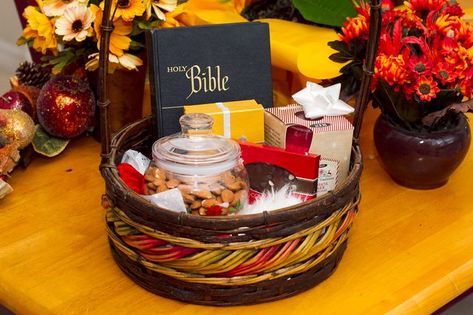 Gift Basket Ideas for Pastors | eHow Pastor Appreciation Month, Pastor Appreciation Day, Pastor Anniversary, Thank You Baskets, Pastor Appreciation Gifts, Father Birthday Gifts, Pastor Appreciation, Pastors Appreciation, Gifts For Pastors