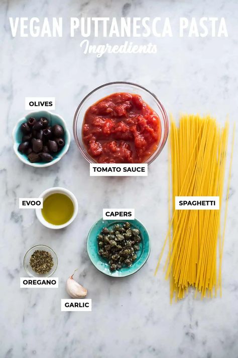 Spaghetti Puttanesca, Spaghetti Alla Puttanesca, Puttanesca Sauce, Alla Puttanesca, Pasta Puttanesca, How To Make Spaghetti, Pasta Ingredients, Italian Recipes Authentic, Vegan Pasta