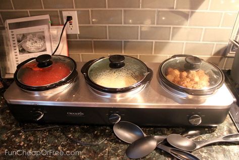 Buffet Warmer Ideas, 3 Crockpot Server Ideas, Pasta Party Buffet, Food Warmers Buffet Party Ideas, Pasta Bar Ideas Buffet, Pasta Bar Ideas, Meals For Large Groups, Pasta Buffet, Housewarming Food