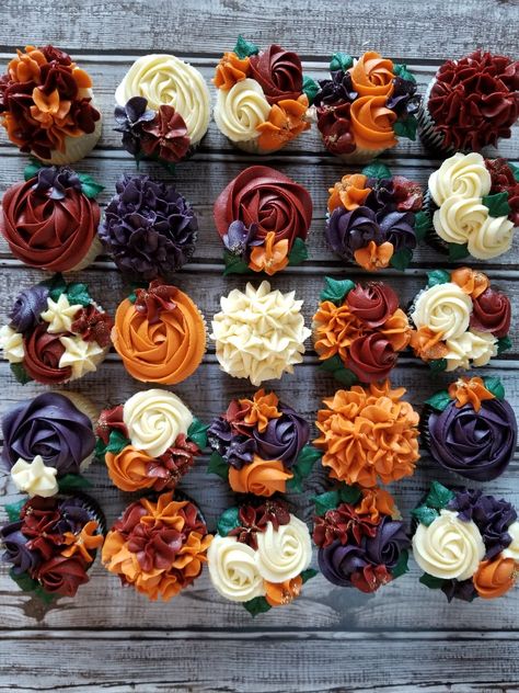 Fall Cake And Cupcake Ideas, Fall Wedding Bouquets With Pumpkins, Fall Wedding Sheet Cake, Cupcakes Fall Wedding, Fall Wedding Shower Desserts, Fall Colored Wedding Cupcakes, Wedding Cupcakes Ideas Fall, Fall Wedding Shower Cupcakes, Autumn Wedding Food Ideas