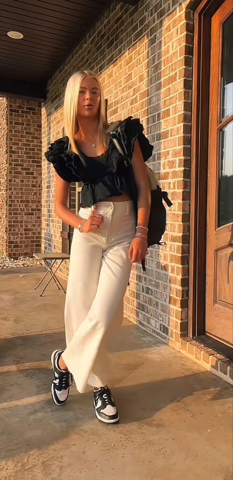 Lulu Inspired Outfits, Senior Sunday Outfit Ideas, Church Easter Outfits, School Banquet Outfit, Cute Banquet Outfits, Sales Associate Outfit, Preppy Church Outfit, Banquet Outfits, Preppy Casual Outfits