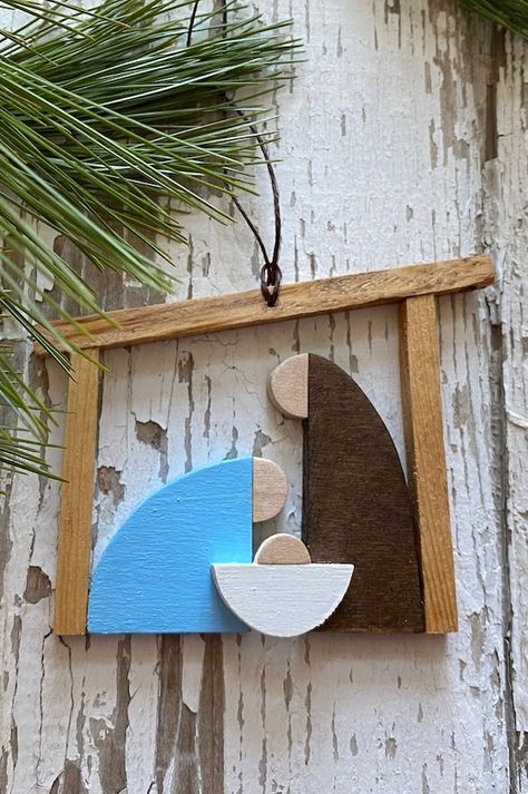 Farmhouse Nativity, Manger Ornament, Modern Nativity Set, Religious Christmas Crafts, Modern Nativity, Nativity Scene Crafts, Nativity Wood, Simple Nativity, Wood Nativity