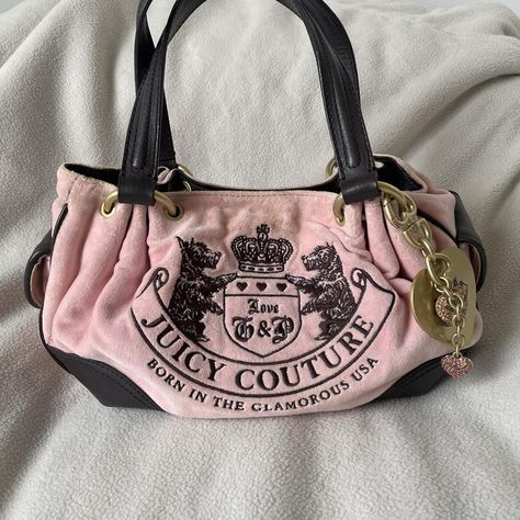 Look what I just found on Depop 🙌 https://depop.app.link/uDkCAj2f9wb Juicy Couture Baby, Juicy Couture Purse, Juicy Couture Handbags, Couture Bags, Juicy Couture Bags, Pretty Bags, Cute Bags, Pink Brown, Green Leather