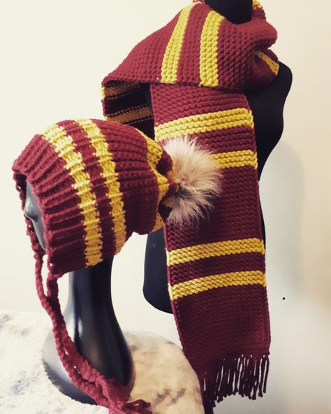 Harry Potter Hat Crochet, Harry Potter Crochet Hat, Harry Potter Crochet Scarf, Knit Harry Potter, Harry Potter Scarf Pattern, Tricot Harry Potter, Harry Potter Knitting, Crochet Harry Potter, Hogwarts House Colors