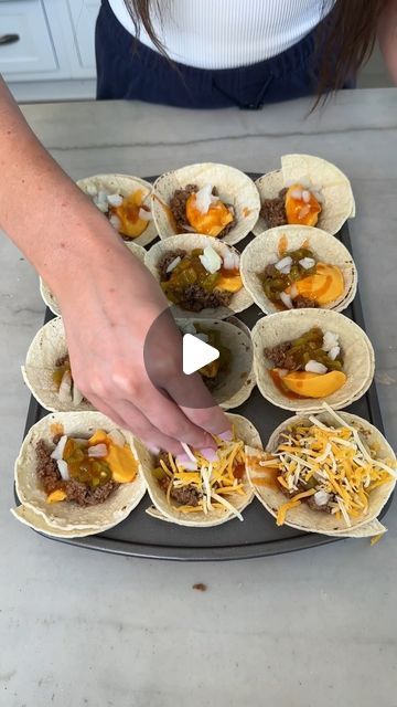 Taco Tuesday Alternatives, Taco Tuesday Ideas, Taco Ideas, Taco Pizza Recipes, Taco Tuesday Recipes, Taco Pizza, Catering Ideas Food, Healthy Tacos, Catering Ideas