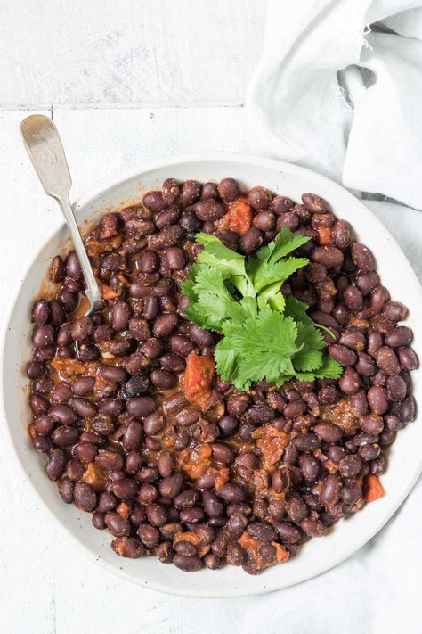 the completed how to cook canned black beans recipe Canned Black Beans Recipe, Canned Black Bean Recipes, Black Bean Recipes Easy, Traditional Refried Beans, Simple Baked Beans Recipe, Make Refried Beans, Black Beans Recipe, Black Bean Salad Recipe, Dash Recipe