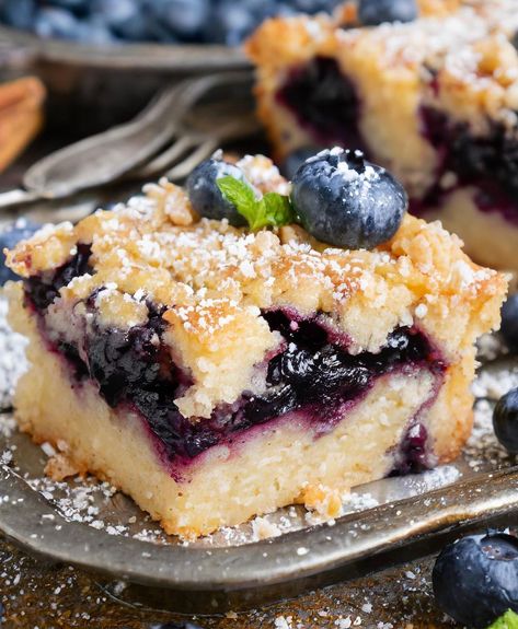 Holy moly! We made this twice over the weekend because everyone was obsessed! Blueberry Pie Bars, Easy Blueberry Pie, Blueberry Buckle, Crumb Bars, Blueberry Coffee Cake, Blueberry Coffee, Slab Pie, Blueberry Pie Filling, Blueberry Desserts