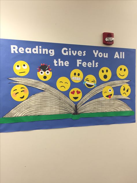 Whitefish Bay Public Library bulletin board/display. Reading gives you all the feels! Reading Day Placard, Book Corner Ideas Preschool Reading Centers, Reading Display Boards, Library Board Decoration Ideas, Display Boards For School Classroom, Library Decorations School, Reading Corner Ideas For Kids, Library Board Decoration, Class Display Board Ideas