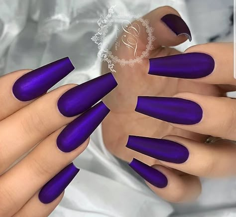 Mat Purple Nails, Purple Nails Matte, Acrylic Nails Natural, Dark Purple Nails, Nail Aesthetic, Unghie Sfumate, Nail Board, Purple Acrylic Nails, Purple Nail Designs