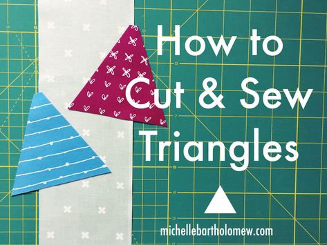 How to cut and sew triangles using a triangle ruler Quilt Triangles, Triangle Quilt Tutorials, Triangles Quilt, Placemat Patterns, Beginner Quilting, Quilted Placemat, Quilting Methods, Table Quilt, Triangle Quilt Pattern