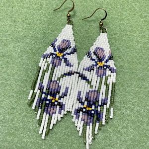 Feather Bead Pattern, Free Beaded Earring Patterns, Seed Bead Earrings Patterns Free, Beaded Earring Patterns, Fringe Earring Pattern, Summer Fringe, Seed Bead Earring, Seed Beaded Earrings, Feather Fringe