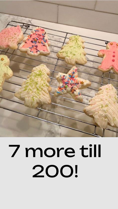 Preppy Cookies, Cute Christmas Ideas, Christmas To Do List, Christmas Dreaming, Christmas Collage, Preppy Christmas, Christmas Birthday Party, Cookies Christmas, Xmas Cookies