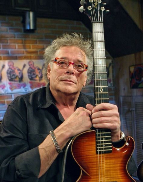 Leslie West, Queen Guitarist, Mississippi Queen, 60's Music, Classic Rock And Roll, 60s Music, Greatest Rock Bands, Live Rock, British Invasion