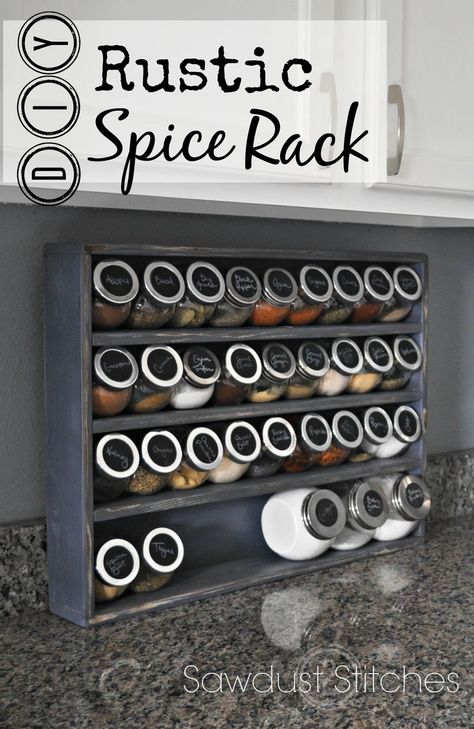 Sawdust2stitches  pin  spice rack...Oh I need to make this....I LOVE it!!! Diy Cozinha, Diy Spice Rack, Diy Spices, Spice Racks, Spice Cabinet, Diy Kitchen Storage, Spice Storage, Kitchen Spices, Cabinet Makeover