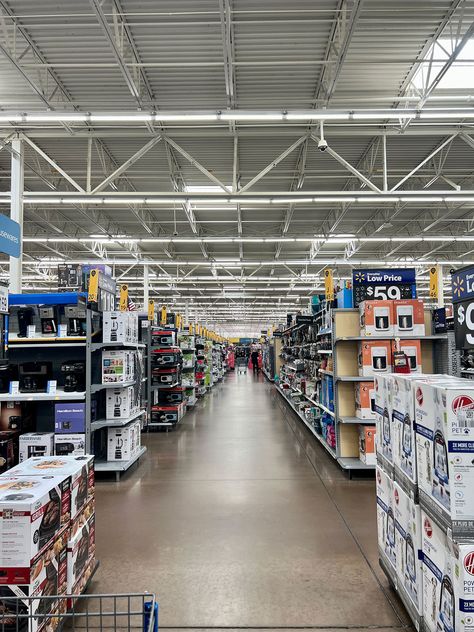 Walmart Astetic, Walmart Pictures Inside, Walmart Inside Store, Shopping Photo Ideas, Mr Diy Store Aesthetic, Walmart Background, Walmart Inside, Aesthetic Walmart, Walmart Aesthetic