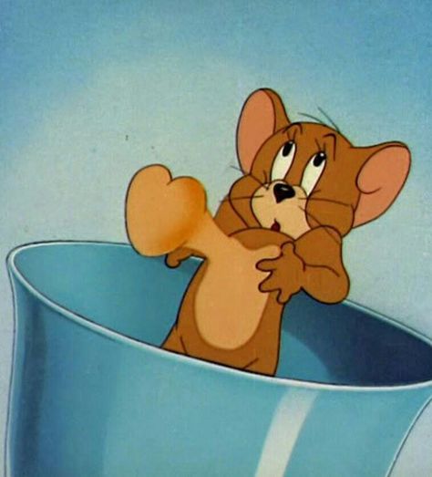 Jerry Vintage Cartoons, Cartoon Profile Pictures, Cartoon Memes, Old Cartoons, Cartoon Icons, Cartoon Profile Pics, Love Memes, Tom And Jerry, Vintage Cartoon