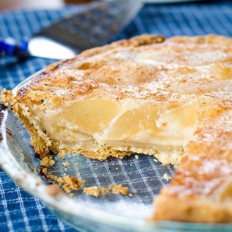 Custard Pear Pie - Cleverly Simple Pear Custard, Pear Recipes Easy, Pear Pie Recipe, Pear Dessert Recipes, Homemade Pie Recipes, Pear And Almond Cake, Fresh Peach Pie, Peach Pie Recipes, Pear Pie