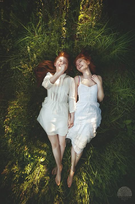 Lev Livet, Foto Tips, Beltane, Foto Vintage, White Dresses, 가을 패션, 인물 사진, Fotografi Potret, The Grass