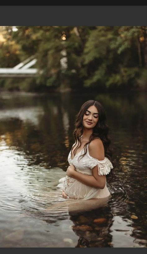 Fall Maternity Pictures, Boho Maternity Photos, Summer Maternity Photos, Baby Bump Photoshoot, Maternity Photography Poses Outdoors, Pregnancy Belly Photos, Outdoor Maternity Photos, Maternity Photo Outfits, Maternity Photography Poses Pregnancy Pics