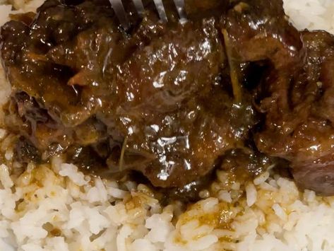 Southern Smothered Oxtails Recipe - Whisk Southern Oxtails Soul Food Stovetop, Oxtail Recipes Southern Oven, Smothered Oxtails And Gravy, Oxtails Recipes Southern, Southern Oxtails Soul Food, Oxtails And Rice, Smothered Oxtails, Oxtail Recipes Easy, Oxtails Recipe