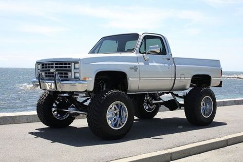 Old Chevy Trucks, Square Body Chevy, Old Chevy, Chevy K10, Chevy 4x4, Trucks Lifted Diesel, Work Trucks, Dream Trucks, C10 Chevy Truck